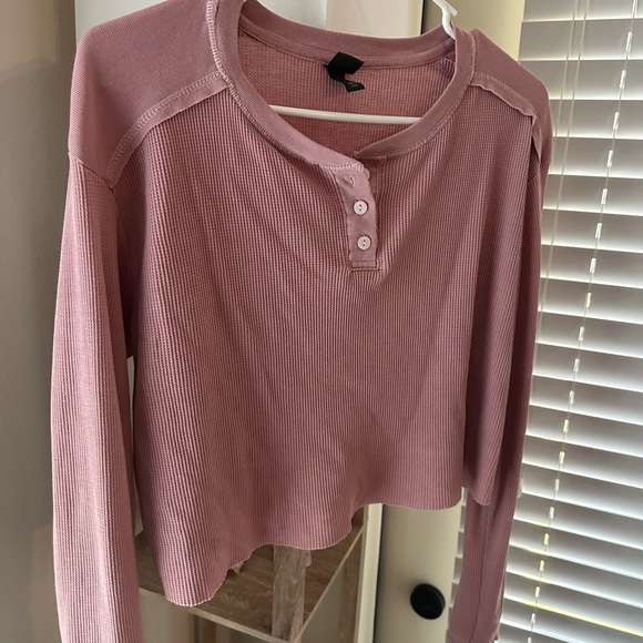 Pink Henley thermal sweater - Picture 4 of 4